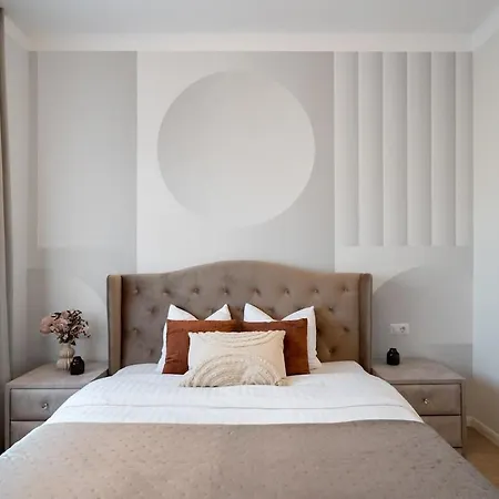 Apartamento Sunny 2br Large Flat - Amzei Square
