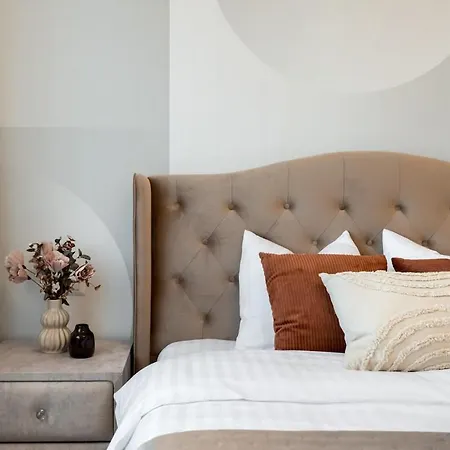 Διαμέρισμα Sunny 2br Large Flat - Amzei Square Βουκουρέστι