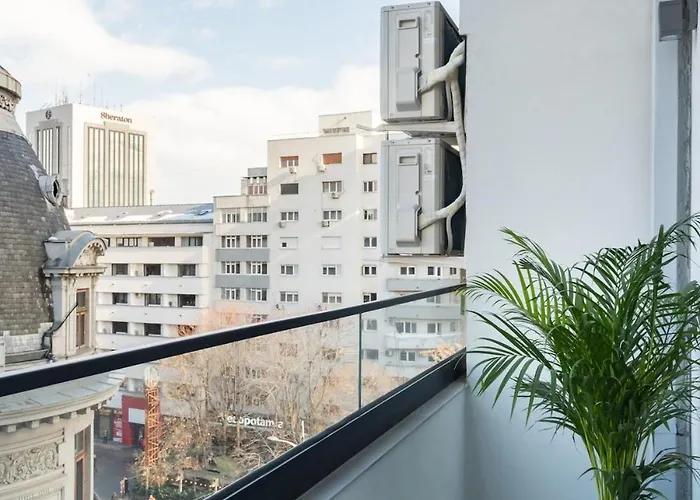 Sunny 2br Large Flat - Amzei Square Apartman *