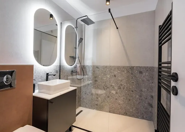 Apartman Sunny 2br Large Flat - Amzei Square Bukarest