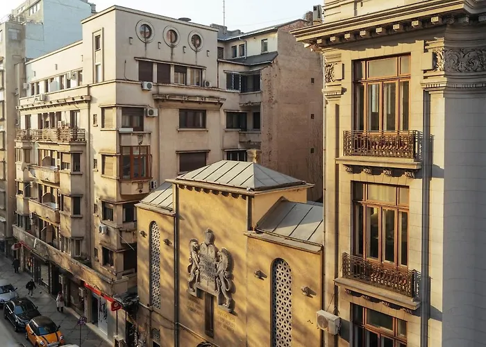 Sunny 2br Large Flat - Amzei Square Apartment Bucharest