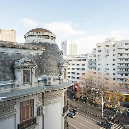 Sunny 2br Large Flat - Amzei Square Apartment
